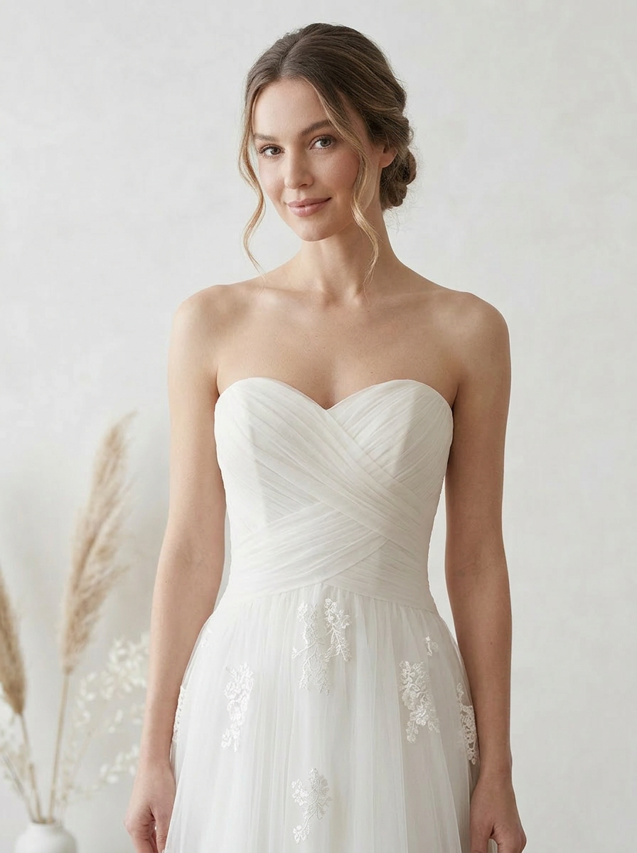 Ivory Strapless A-Line Tulle Corset Wedding Dress With Appliques